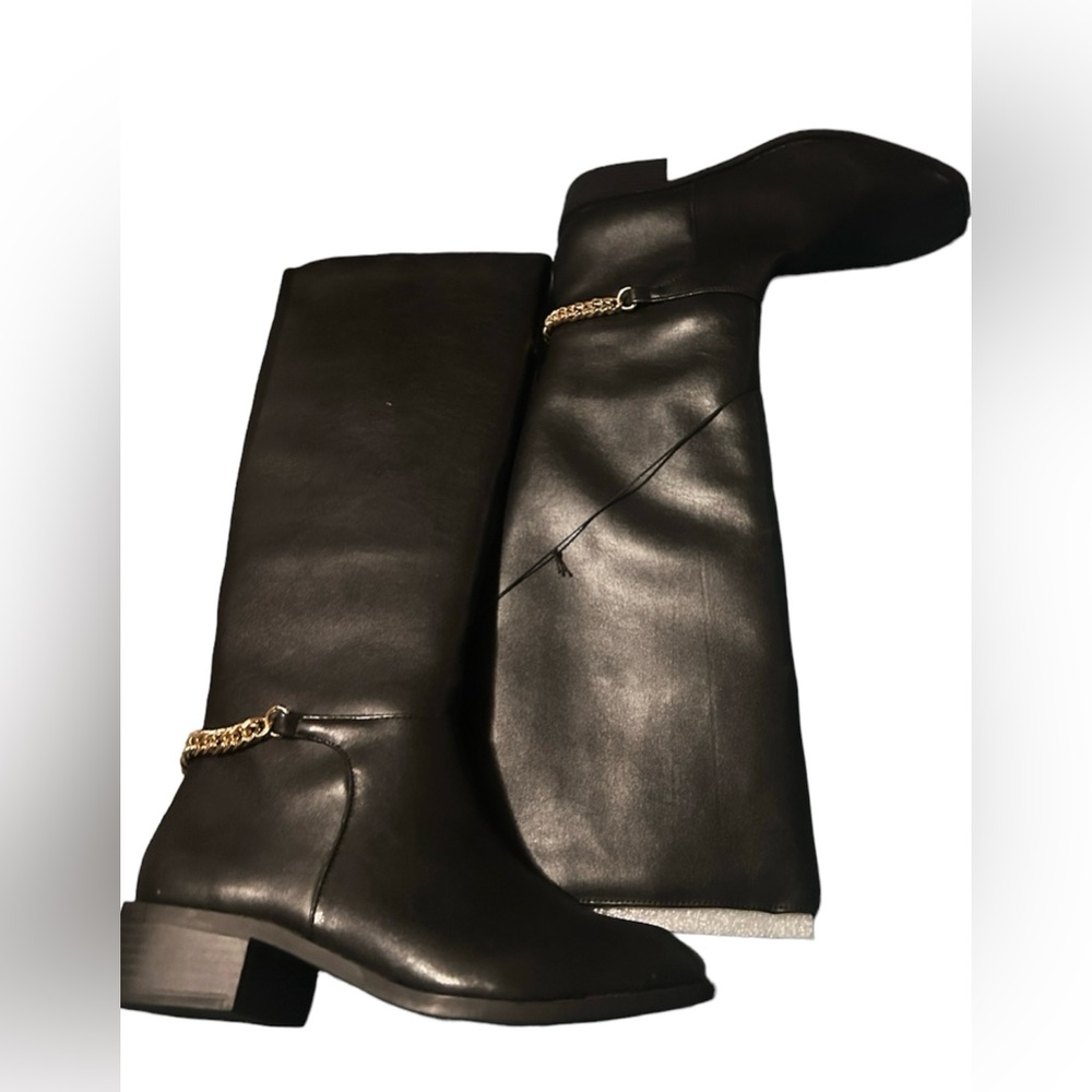 Express Chain Riding Boots - Picture 3 of 9